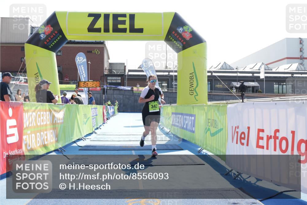 10.08.2025 - GEWOBA Citytriathlon Bremen H.Heesch http://msf.ph/oto/8556093 10.08.2025 16:08:32 Ziel 343 meine-sportfotos.de