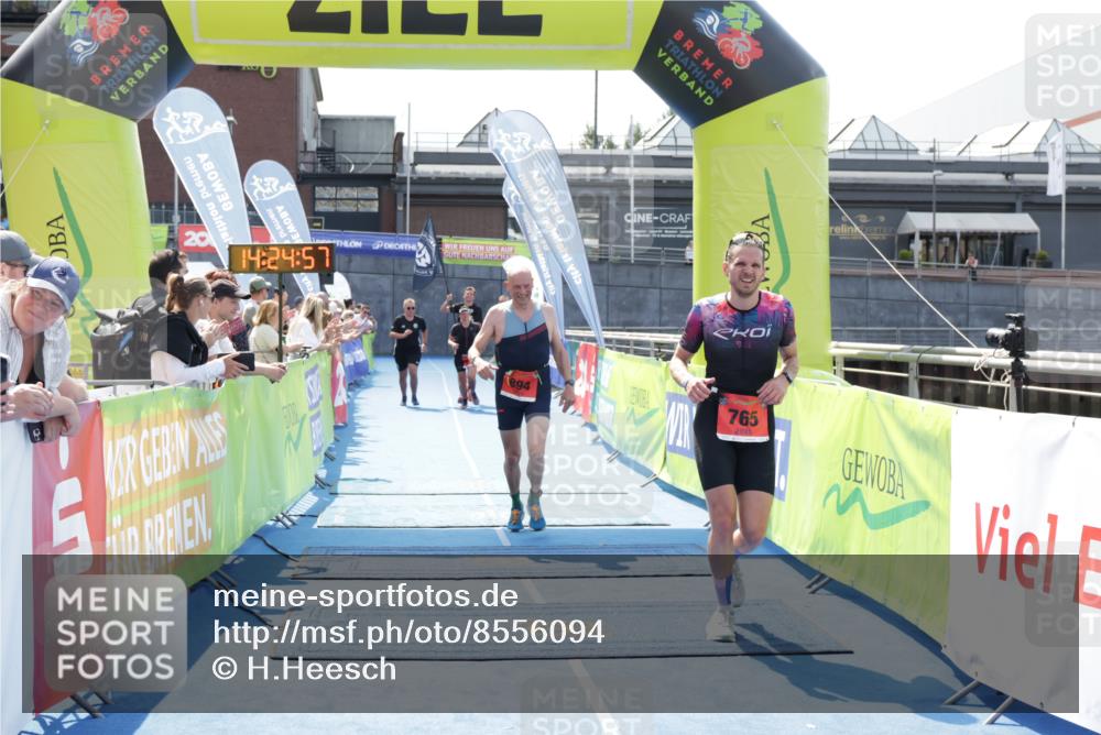 10.08.2025 - GEWOBA Citytriathlon Bremen H.Heesch http://msf.ph/oto/8556094 10.08.2025 14:25:01 Ziel 765, 894, 964, 1023 meine-sportfotos.de