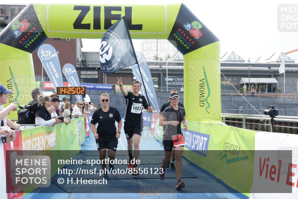 10.08.2025 - GEWOBA Citytriathlon Bremen H.Heesch http://msf.ph/oto/8556123 10.08.2025 14:25:06 Ziel 765, 894, 964, 1023 meine-sportfotos.de