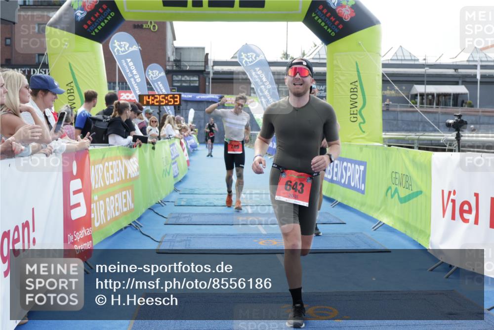 10.08.2025 - GEWOBA Citytriathlon Bremen H.Heesch http://msf.ph/oto/8556186 10.08.2025 14:25:56 Ziel 643, 749, 789, 899 meine-sportfotos.de