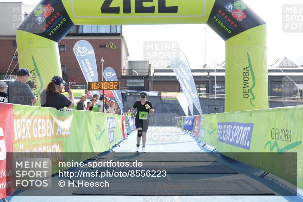 10.08.2025 - GEWOBA Citytriathlon Bremen H.Heesch http://msf.ph/oto/8556223 10.08.2025 16:10:36 Ziel 383 meine-sportfotos.de