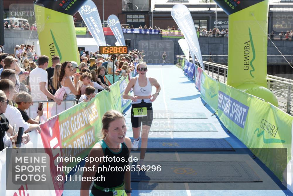10.08.2025 - GEWOBA Citytriathlon Bremen H.Heesch http://msf.ph/oto/8556296 10.08.2025 15:28:12 Ziel 78, 283 meine-sportfotos.de