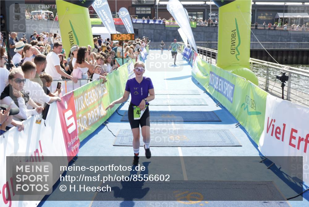 10.08.2025 - GEWOBA Citytriathlon Bremen H.Heesch http://msf.ph/oto/8556602 10.08.2025 15:29:55 Ziel 208, 221, 273, 426, 491 meine-sportfotos.de