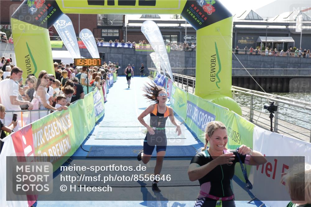10.08.2025 - GEWOBA Citytriathlon Bremen H.Heesch http://msf.ph/oto/8556646 10.08.2025 15:30:11 Ziel 405, 487 meine-sportfotos.de