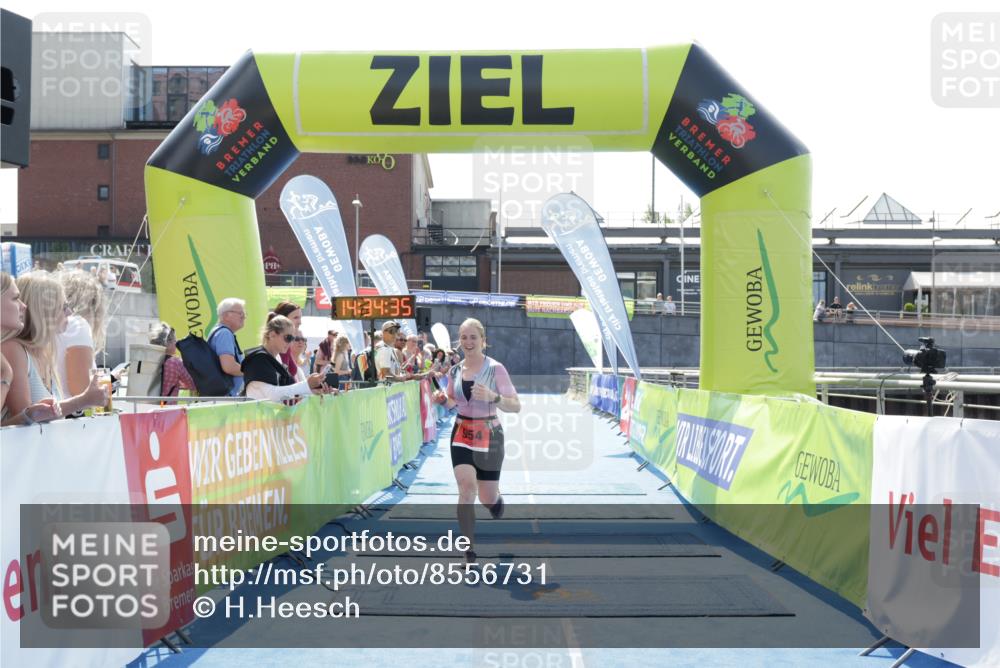 10.08.2025 - GEWOBA Citytriathlon Bremen H.Heesch http://msf.ph/oto/8556731 10.08.2025 14:34:38 Ziel 954 meine-sportfotos.de