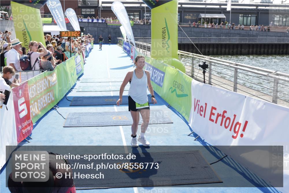 10.08.2025 - GEWOBA Citytriathlon Bremen H.Heesch http://msf.ph/oto/8556773 10.08.2025 15:31:26 Ziel 376 meine-sportfotos.de