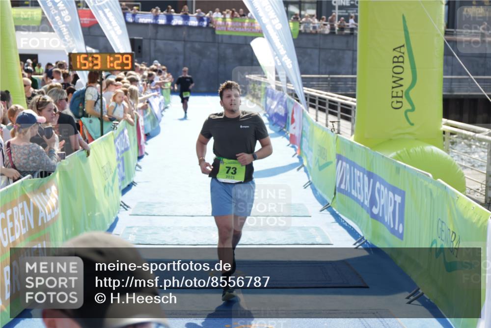 10.08.2025 - GEWOBA Citytriathlon Bremen H.Heesch http://msf.ph/oto/8556787 10.08.2025 15:31:33 Ziel 73 meine-sportfotos.de