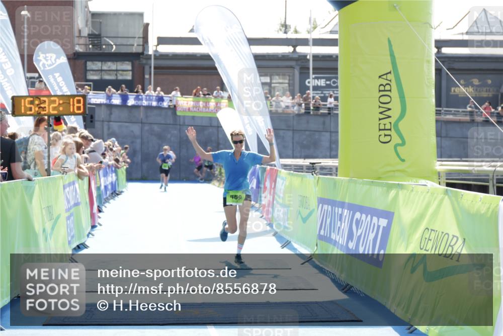 10.08.2025 - GEWOBA Citytriathlon Bremen H.Heesch http://msf.ph/oto/8556878 10.08.2025 15:32:22 Ziel 469 meine-sportfotos.de