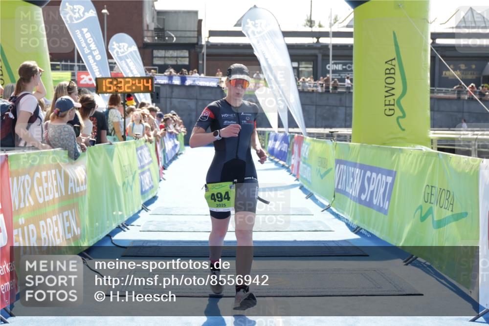 10.08.2025 - GEWOBA Citytriathlon Bremen H.Heesch http://msf.ph/oto/8556942 10.08.2025 15:32:48 Ziel 494 meine-sportfotos.de