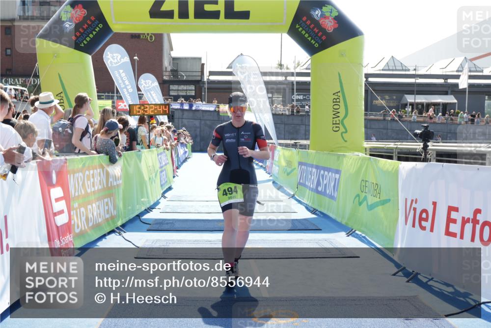 10.08.2025 - GEWOBA Citytriathlon Bremen H.Heesch http://msf.ph/oto/8556944 10.08.2025 15:32:48 Ziel 494 meine-sportfotos.de