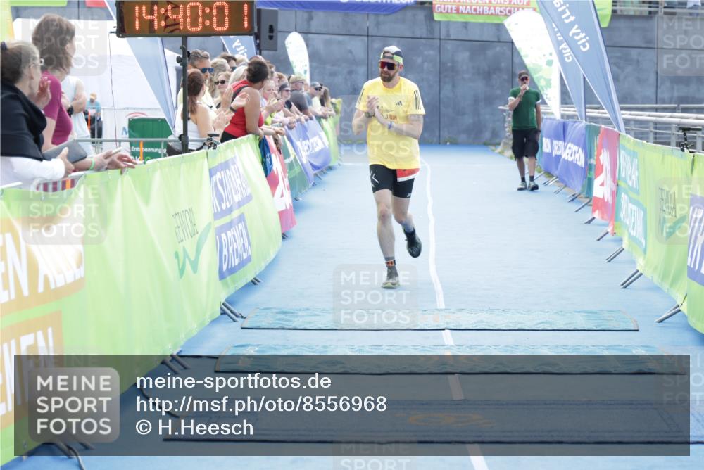 10.08.2025 - GEWOBA Citytriathlon Bremen H.Heesch http://msf.ph/oto/8556968 10.08.2025 14:40:05 Ziel 792 meine-sportfotos.de