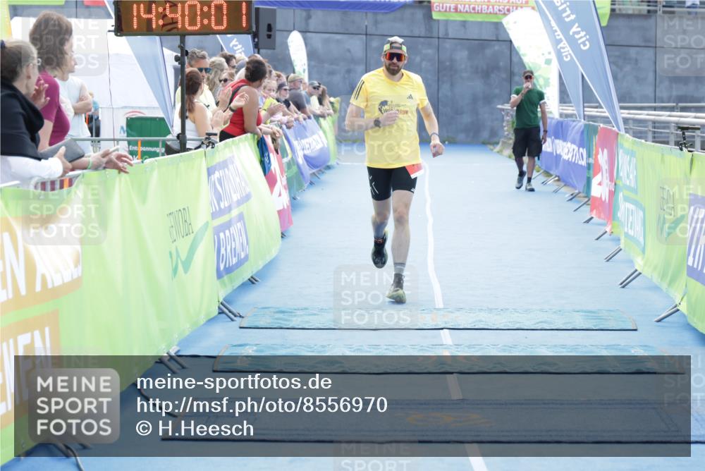 10.08.2025 - GEWOBA Citytriathlon Bremen H.Heesch http://msf.ph/oto/8556970 10.08.2025 14:40:05 Ziel 792 meine-sportfotos.de