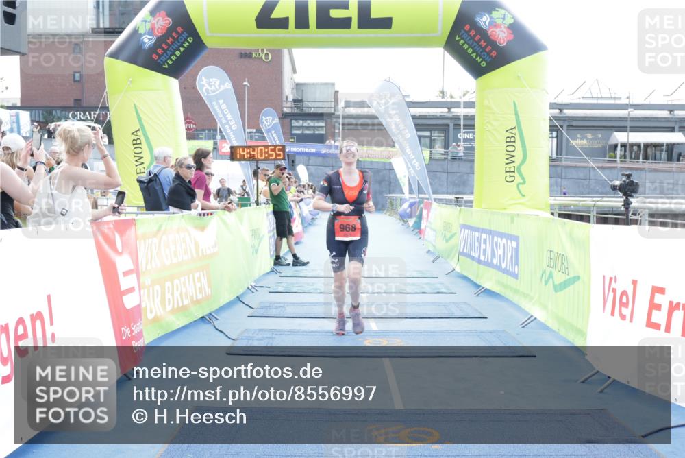 10.08.2025 - GEWOBA Citytriathlon Bremen H.Heesch http://msf.ph/oto/8556997 10.08.2025 14:40:59 Ziel 968 meine-sportfotos.de