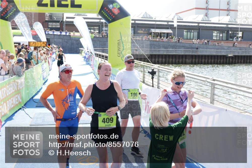 10.08.2025 - GEWOBA Citytriathlon Bremen H.Heesch http://msf.ph/oto/8557076 10.08.2025 15:33:56 Ziel 196, 266, 352, 409, 517 meine-sportfotos.de