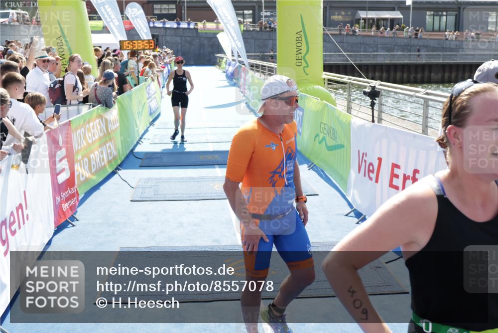 10.08.2025 - GEWOBA Citytriathlon Bremen H.Heesch http://msf.ph/oto/8557078 10.08.2025 15:33:57 Ziel 196, 266, 352, 409, 517 meine-sportfotos.de