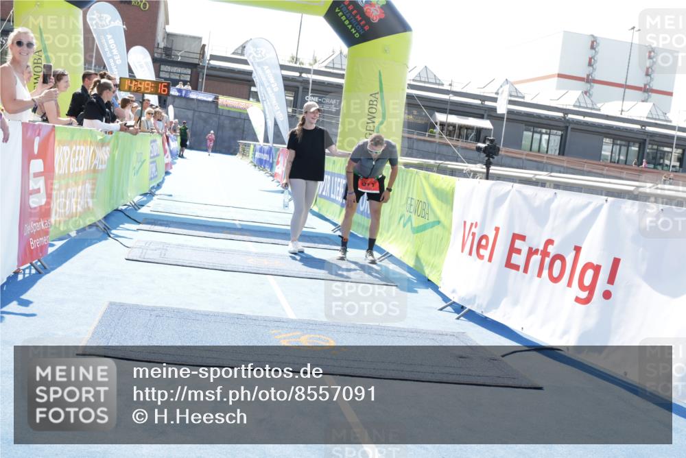 10.08.2025 - GEWOBA Citytriathlon Bremen H.Heesch http://msf.ph/oto/8557091 10.08.2025 14:49:19 Ziel 671 meine-sportfotos.de