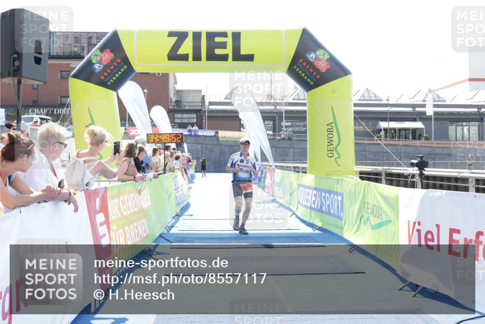 10.08.2025 - GEWOBA Citytriathlon Bremen H.Heesch http://msf.ph/oto/8557117 10.08.2025 14:49:56 Ziel 848 meine-sportfotos.de