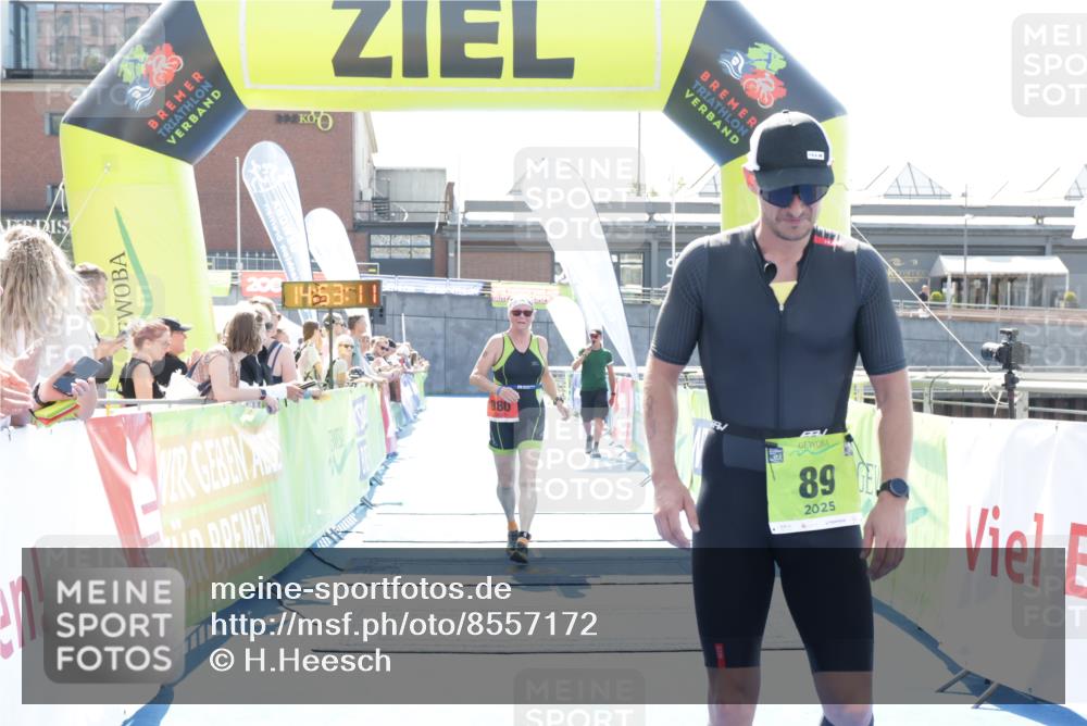 10.08.2025 - GEWOBA Citytriathlon Bremen H.Heesch http://msf.ph/oto/8557172 10.08.2025 14:53:14 Ziel 89, 980 meine-sportfotos.de