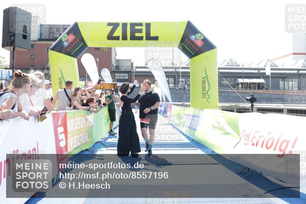 10.08.2025 - GEWOBA Citytriathlon Bremen H.Heesch http://msf.ph/oto/8557196 10.08.2025 14:53:44 Ziel 663 meine-sportfotos.de