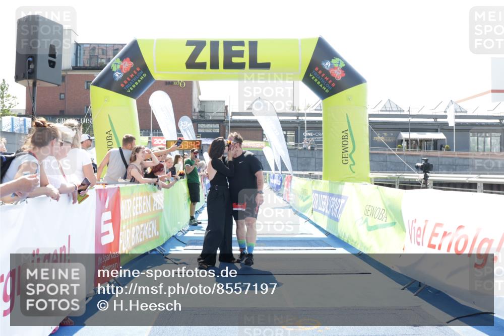 10.08.2025 - GEWOBA Citytriathlon Bremen H.Heesch http://msf.ph/oto/8557197 10.08.2025 14:53:45 Ziel 663 meine-sportfotos.de