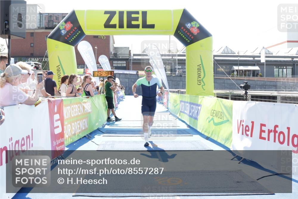 10.08.2025 - GEWOBA Citytriathlon Bremen H.Heesch http://msf.ph/oto/8557287 10.08.2025 14:56:15 Ziel 746 meine-sportfotos.de