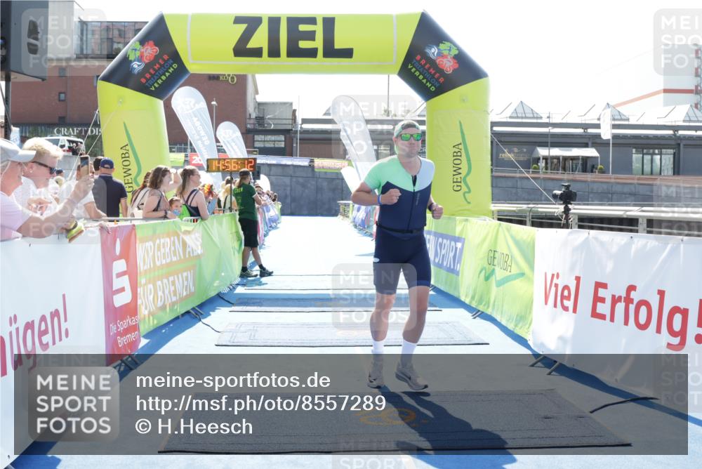 10.08.2025 - GEWOBA Citytriathlon Bremen H.Heesch http://msf.ph/oto/8557289 10.08.2025 14:56:16 Ziel 746 meine-sportfotos.de