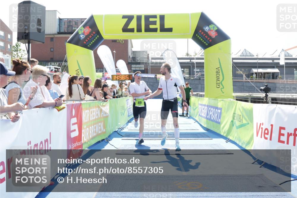 10.08.2025 - GEWOBA Citytriathlon Bremen H.Heesch http://msf.ph/oto/8557305 10.08.2025 14:58:55 Ziel 49, 159 meine-sportfotos.de