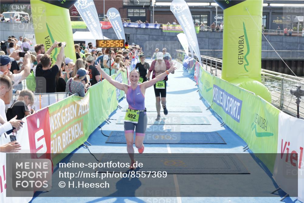 10.08.2025 - GEWOBA Citytriathlon Bremen H.Heesch http://msf.ph/oto/8557369 10.08.2025 15:36:00 Ziel 320, 328, 356, 410, 429, 492 meine-sportfotos.de