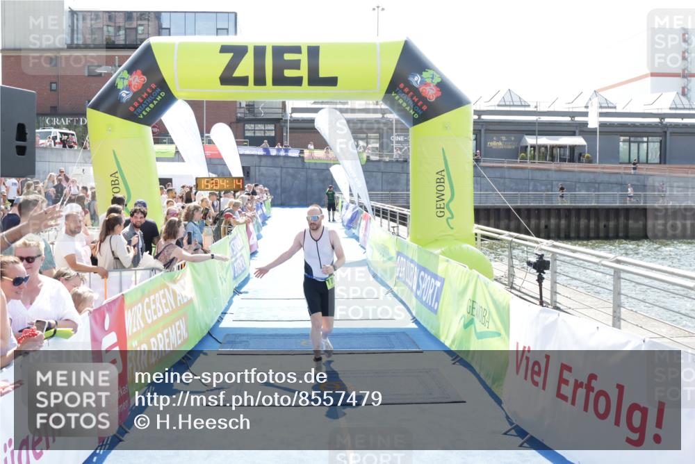 10.08.2025 - GEWOBA Citytriathlon Bremen H.Heesch http://msf.ph/oto/8557479 10.08.2025 15:04:18 Ziel 171 meine-sportfotos.de