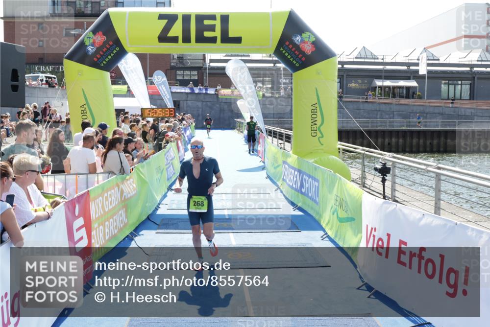 10.08.2025 - GEWOBA Citytriathlon Bremen H.Heesch http://msf.ph/oto/8557564 10.08.2025 15:05:37 Ziel 268 meine-sportfotos.de