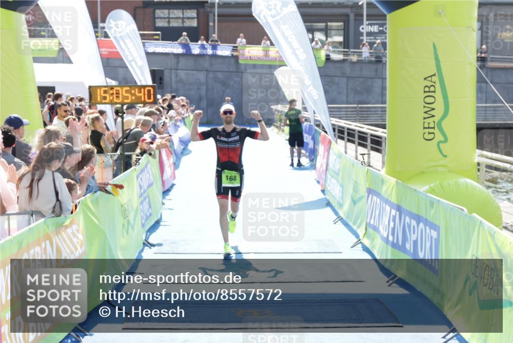 10.08.2025 - GEWOBA Citytriathlon Bremen H.Heesch http://msf.ph/oto/8557572 10.08.2025 15:05:44 Ziel 25, 168 meine-sportfotos.de