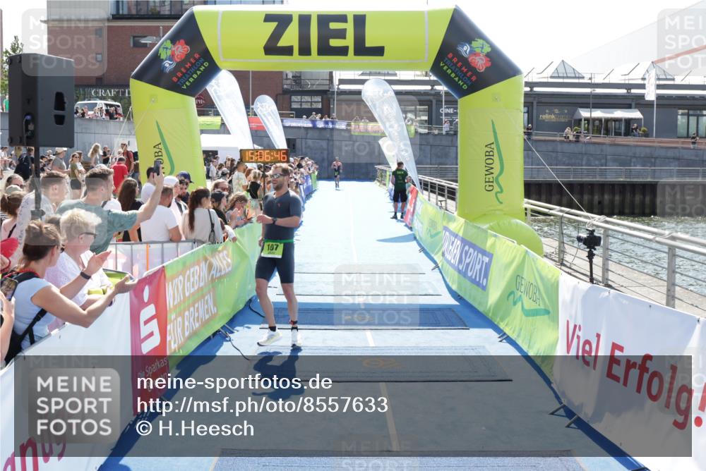 10.08.2025 - GEWOBA Citytriathlon Bremen H.Heesch http://msf.ph/oto/8557633 10.08.2025 15:06:50 Ziel 107 meine-sportfotos.de
