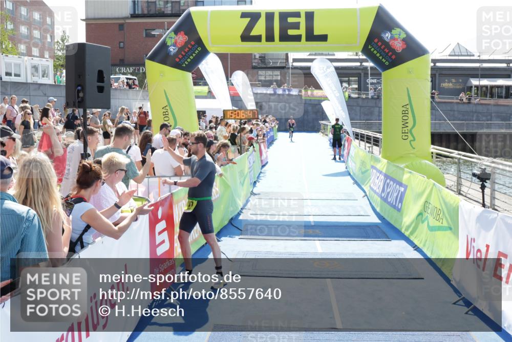 10.08.2025 - GEWOBA Citytriathlon Bremen H.Heesch http://msf.ph/oto/8557640 10.08.2025 15:06:51 Ziel 107 meine-sportfotos.de