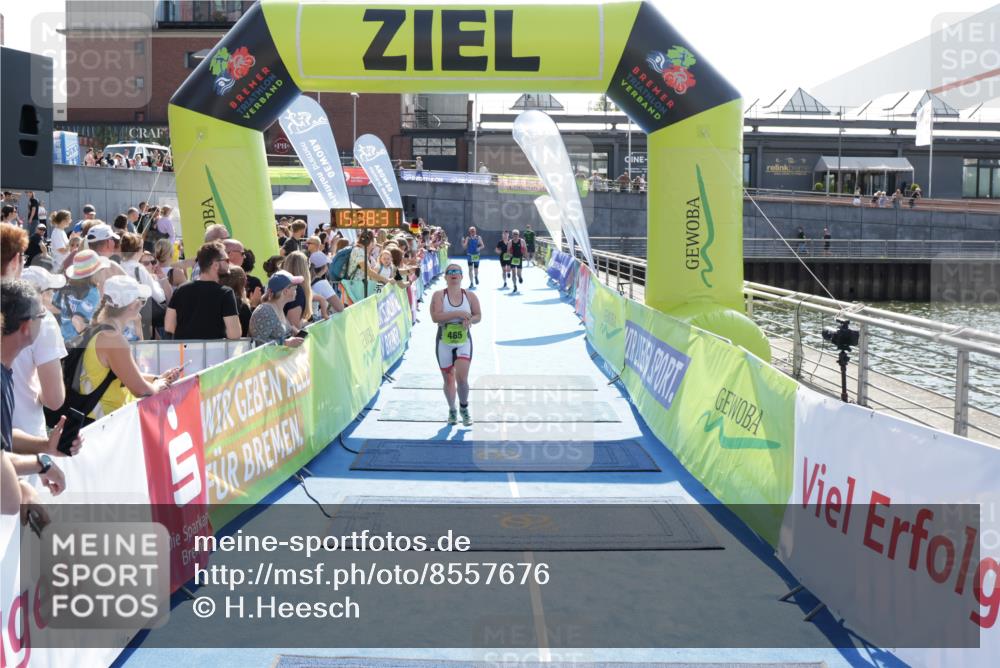 10.08.2025 - GEWOBA Citytriathlon Bremen H.Heesch http://msf.ph/oto/8557676 10.08.2025 15:38:35 Ziel 332, 379, 465 meine-sportfotos.de