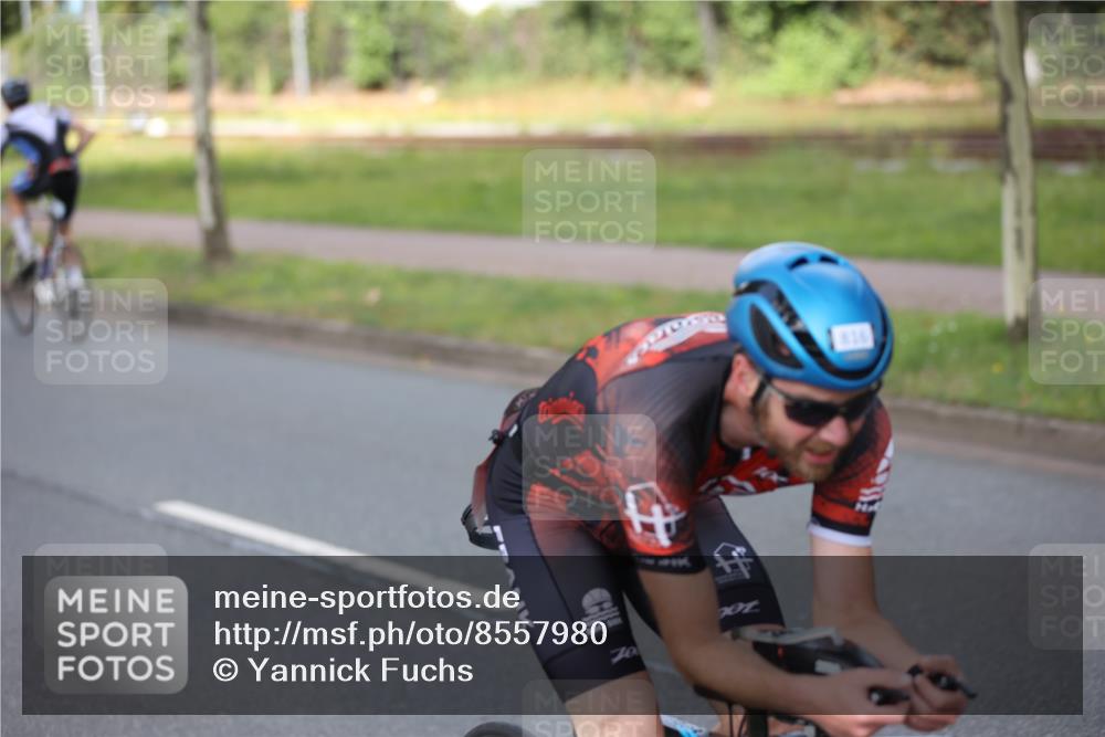 10.08.2025 - GEWOBA Citytriathlon Bremen Yannick Fuchs http://msf.ph/oto/8557980 10.08.2025 12:28:29 Radfahren 612, 622, 625, 629, 685, 732, 812, 816, 828, 941, 980, 981 meine-sportfotos.de