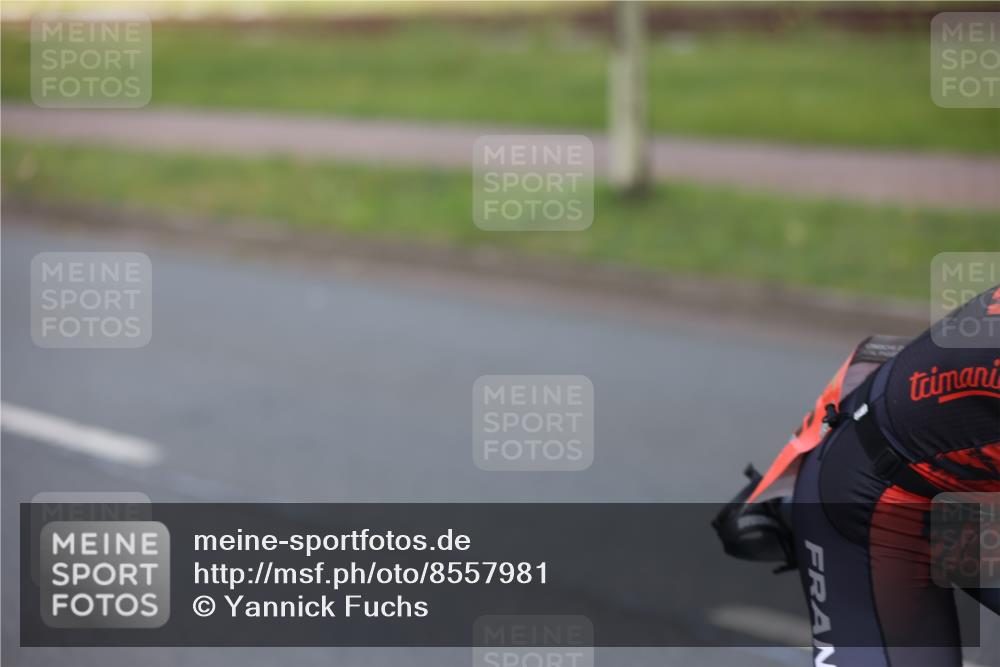 10.08.2025 - GEWOBA Citytriathlon Bremen Yannick Fuchs http://msf.ph/oto/8557981 10.08.2025 12:28:29 Radfahren 612, 622, 625, 629, 685, 732, 812, 816, 828, 941, 980, 981 meine-sportfotos.de