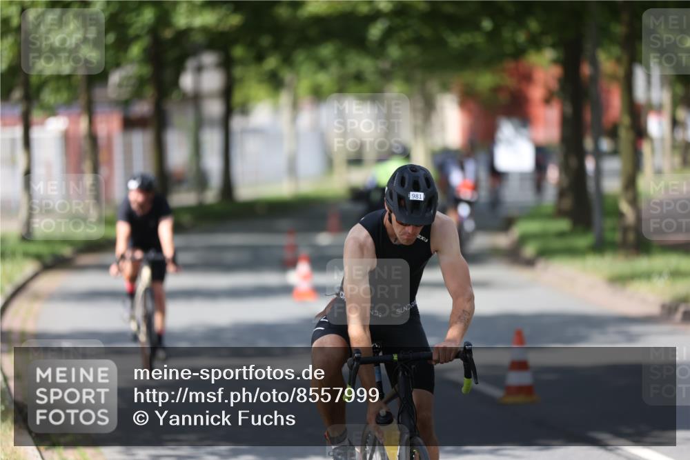10.08.2025 - GEWOBA Citytriathlon Bremen Yannick Fuchs http://msf.ph/oto/8557999 10.08.2025 12:28:37 Radfahren 612, 622, 625, 629, 732, 812, 816, 828, 941, 980, 981 meine-sportfotos.de