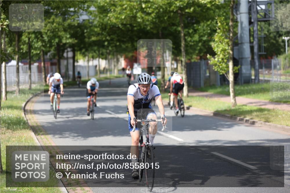 10.08.2025 - GEWOBA Citytriathlon Bremen Yannick Fuchs http://msf.ph/oto/8558015 10.08.2025 12:29:21 Radfahren 576, 583, 605, 656, 679, 687, 771, 799, 1007, 1030 meine-sportfotos.de