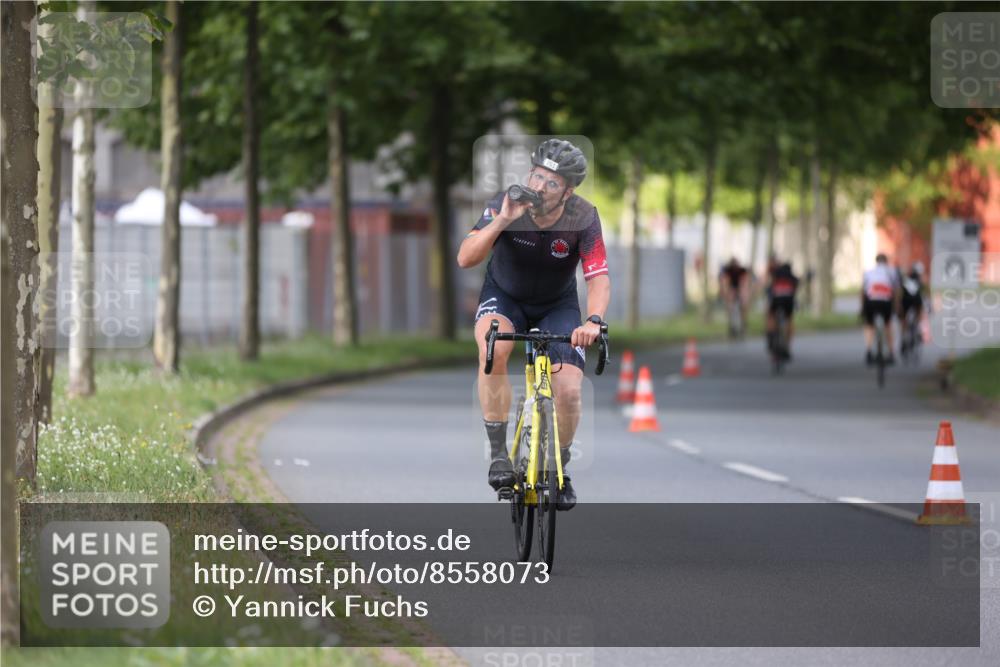 10.08.2025 - GEWOBA Citytriathlon Bremen Yannick Fuchs http://msf.ph/oto/8558073 10.08.2025 12:29:45 Radfahren 645, 687, 688, 699, 751, 922, 927, 942 meine-sportfotos.de