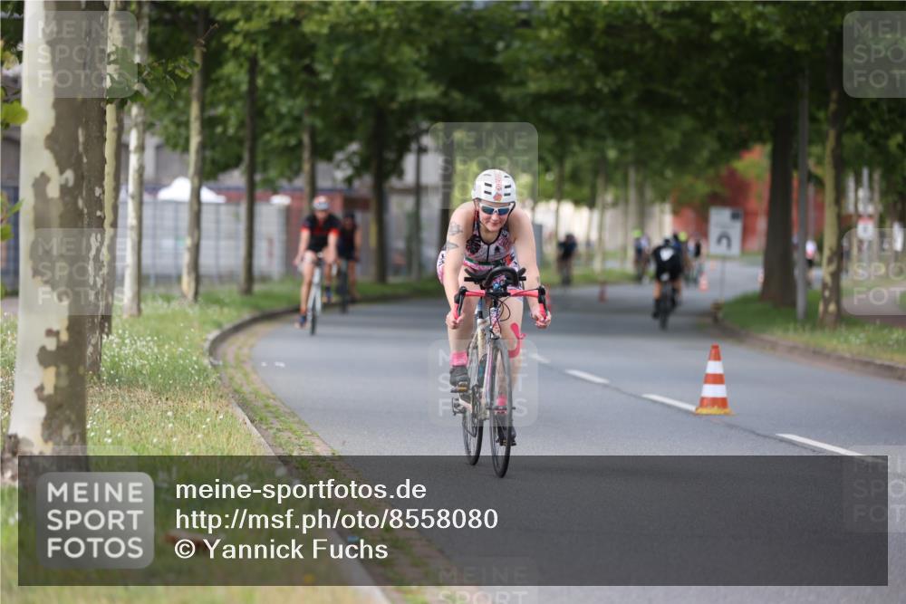 10.08.2025 - GEWOBA Citytriathlon Bremen Yannick Fuchs http://msf.ph/oto/8558080 10.08.2025 12:29:52 Radfahren 640, 675, 688, 699, 751, 769, 875, 922, 942, 960 meine-sportfotos.de