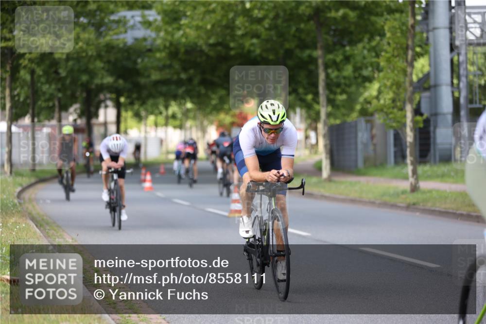 10.08.2025 - GEWOBA Citytriathlon Bremen Yannick Fuchs http://msf.ph/oto/8558111 10.08.2025 12:30:03 Radfahren 640, 675, 688, 699, 717, 760, 769, 875, 884, 935, 942, 960, 1013 meine-sportfotos.de