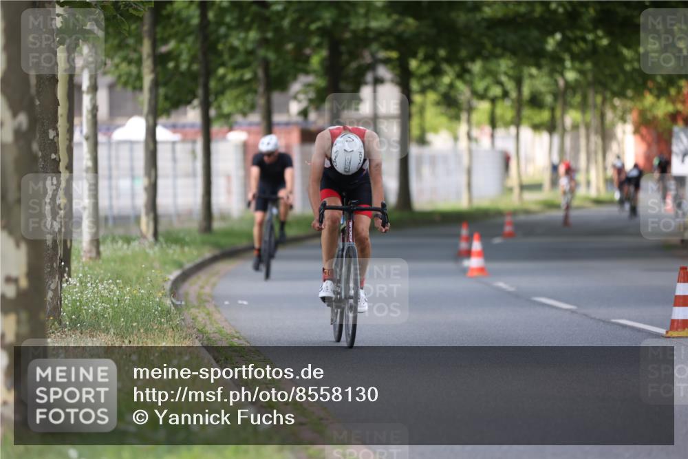 10.08.2025 - GEWOBA Citytriathlon Bremen Yannick Fuchs http://msf.ph/oto/8558130 10.08.2025 12:30:10 Radfahren 640, 675, 717, 722, 745, 760, 769, 823, 875, 884, 935, 943, 960, 1013 meine-sportfotos.de