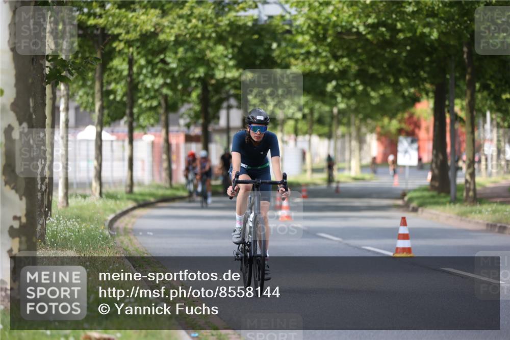 10.08.2025 - GEWOBA Citytriathlon Bremen Yannick Fuchs http://msf.ph/oto/8558144 10.08.2025 12:30:15 Radfahren 640, 675, 717, 722, 733, 745, 760, 769, 823, 875, 884, 935, 943, 960, 1013 meine-sportfotos.de