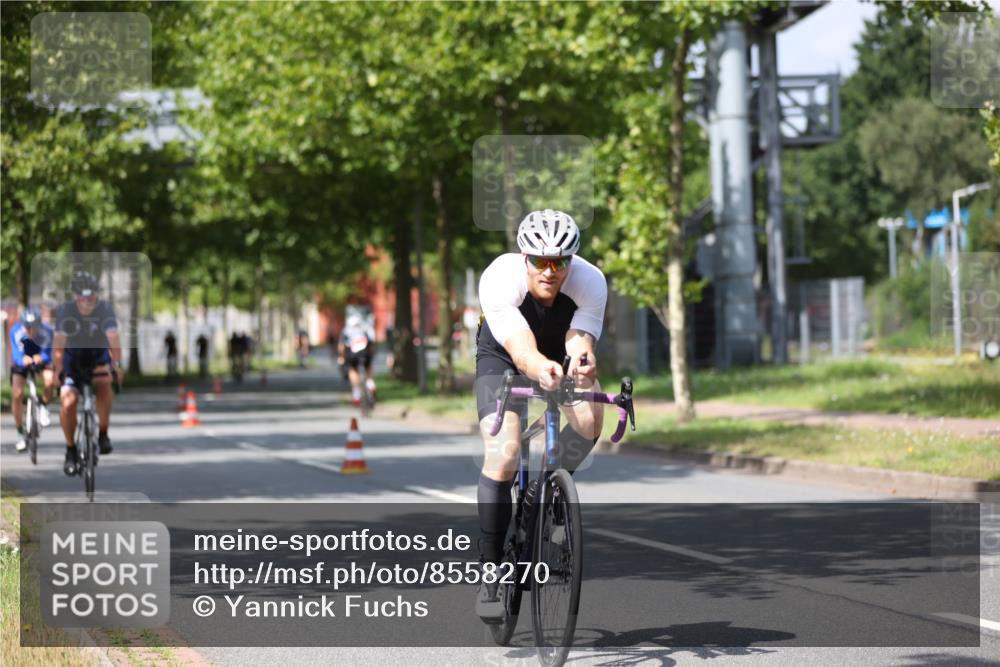 10.08.2025 - GEWOBA Citytriathlon Bremen Yannick Fuchs http://msf.ph/oto/8558270 10.08.2025 12:31:25 Radfahren 564, 575, 616, 630, 649, 753, 788, 793, 863, 894, 905 meine-sportfotos.de