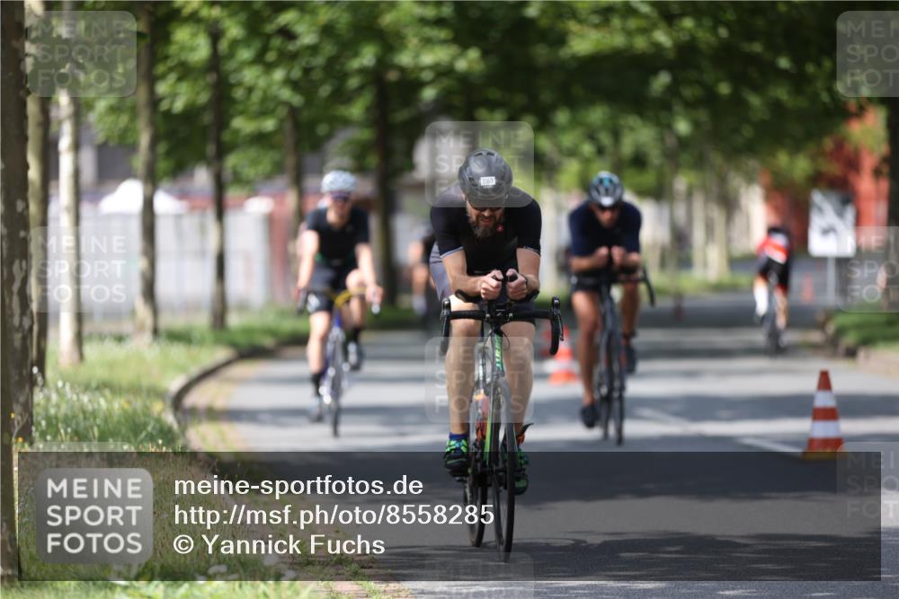 10.08.2025 - GEWOBA Citytriathlon Bremen Yannick Fuchs http://msf.ph/oto/8558285 10.08.2025 12:31:31 Radfahren 564, 575, 616, 630, 649, 654, 655, 788, 793, 863, 894, 905, 950 meine-sportfotos.de
