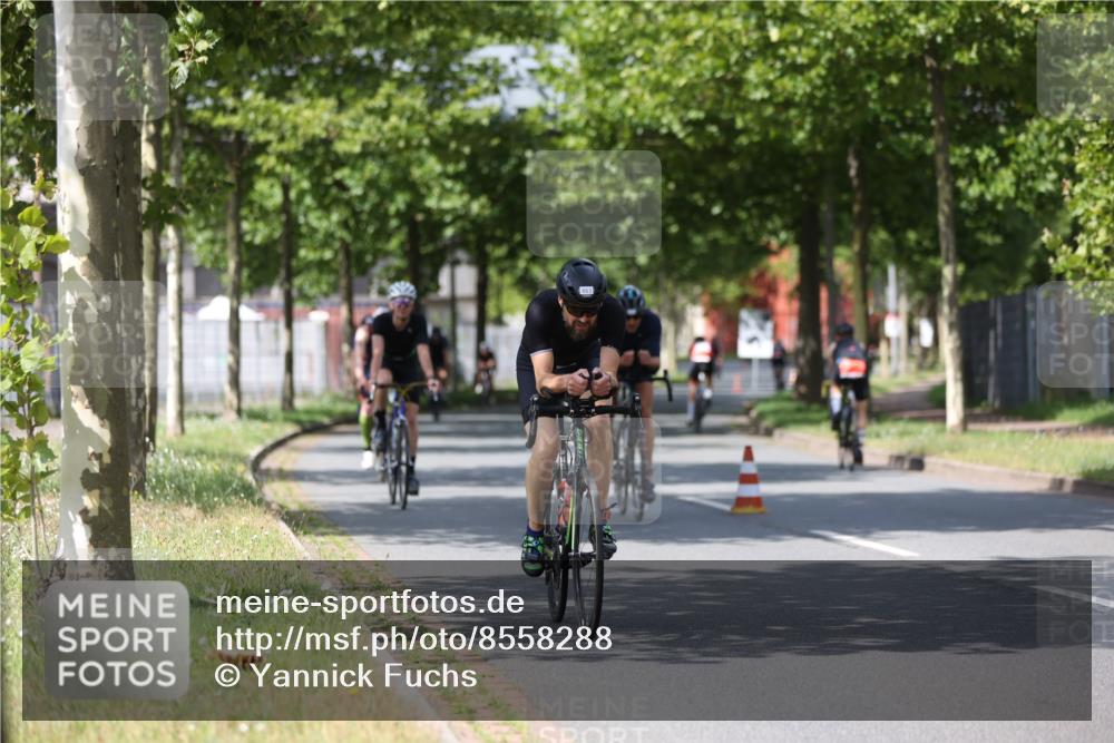 10.08.2025 - GEWOBA Citytriathlon Bremen Yannick Fuchs http://msf.ph/oto/8558288 10.08.2025 12:31:31 Radfahren 564, 575, 616, 630, 649, 654, 655, 788, 793, 863, 894, 905, 950 meine-sportfotos.de
