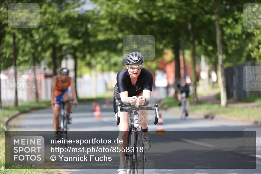 10.08.2025 - GEWOBA Citytriathlon Bremen Yannick Fuchs http://msf.ph/oto/8558318 10.08.2025 12:31:38 Radfahren 564, 616, 649, 654, 655, 666, 667, 788, 793, 863, 894, 950 meine-sportfotos.de