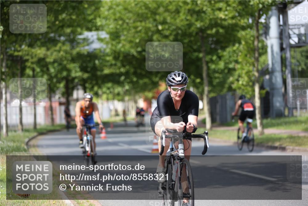 10.08.2025 - GEWOBA Citytriathlon Bremen Yannick Fuchs http://msf.ph/oto/8558321 10.08.2025 12:31:39 Radfahren 564, 616, 649, 654, 655, 666, 667, 788, 793, 863, 894, 950 meine-sportfotos.de