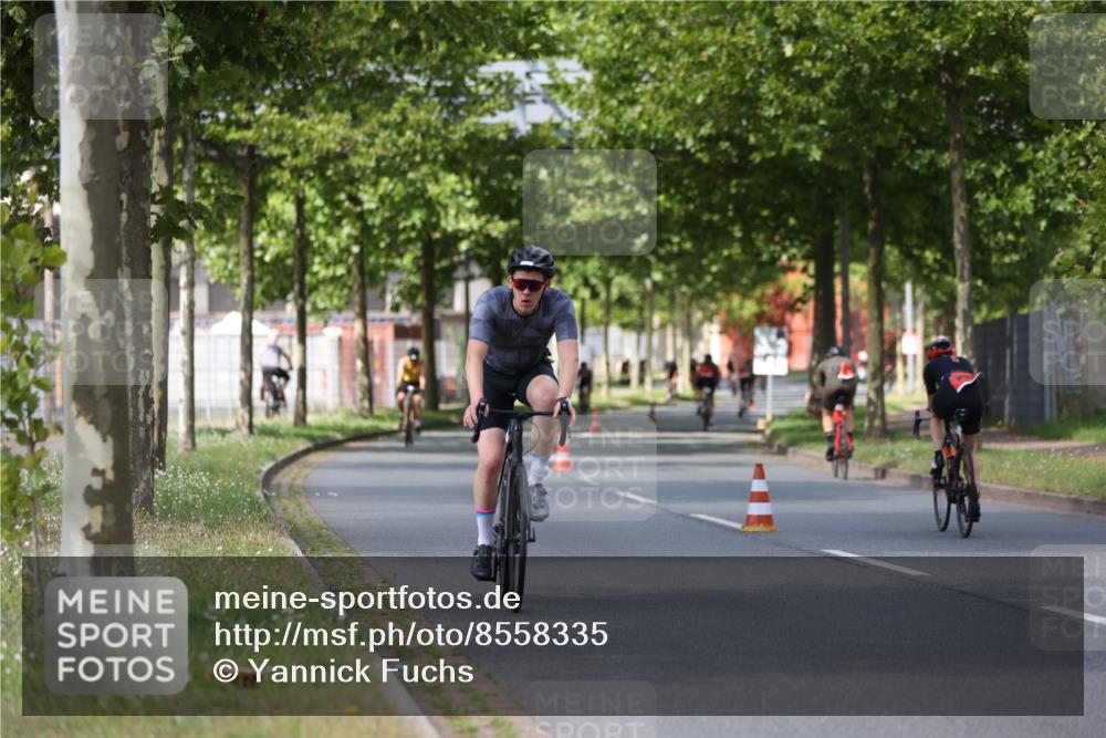 10.08.2025 - GEWOBA Citytriathlon Bremen Yannick Fuchs http://msf.ph/oto/8558335 10.08.2025 12:31:44 Radfahren 552, 564, 615, 627, 649, 654, 655, 666, 667, 788, 793, 863, 950 meine-sportfotos.de