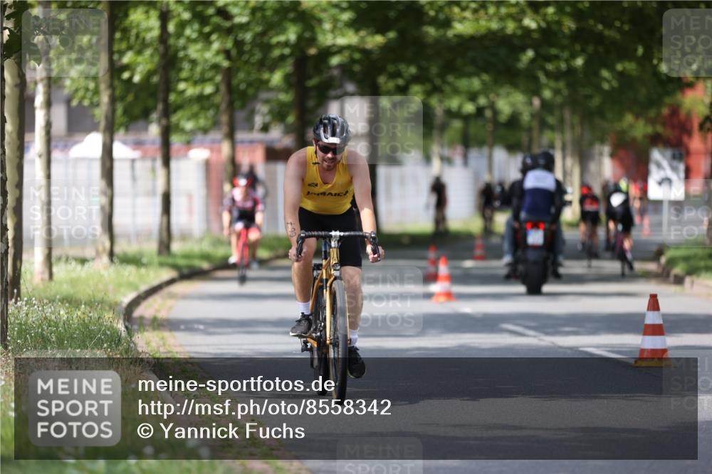 10.08.2025 - GEWOBA Citytriathlon Bremen Yannick Fuchs http://msf.ph/oto/8558342 10.08.2025 12:31:48 Radfahren 552, 564, 615, 627, 654, 655, 657, 666, 667, 689, 770, 788, 793, 839, 873, 950 meine-sportfotos.de